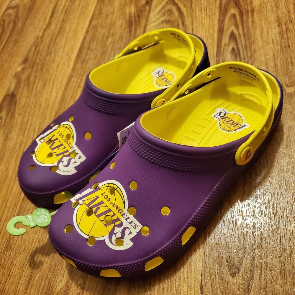 Crocs x Los Angeles Lakers Classic Clogs Men 8 Women 10 Purple Slip On New